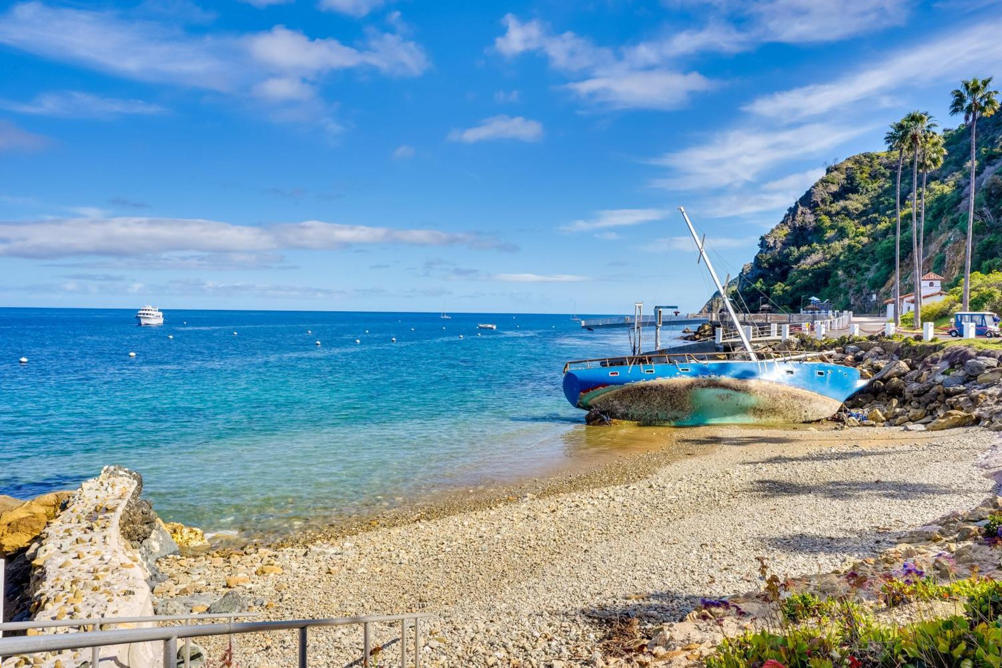 Bright Catalina Island Condo With Ocean Views! أفالون المظهر الخارجي الصورة